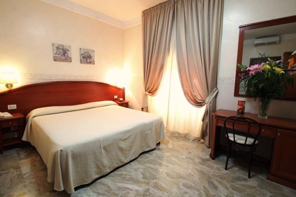 Hotel Orazia Róma Kültér fotó
