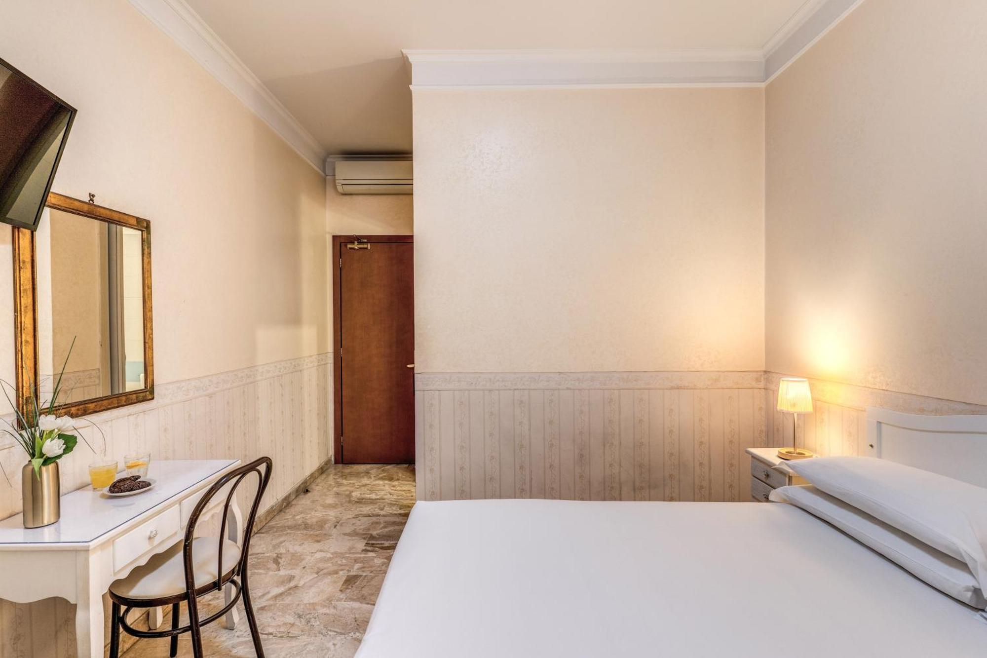 Hotel Orazia Róma Kültér fotó