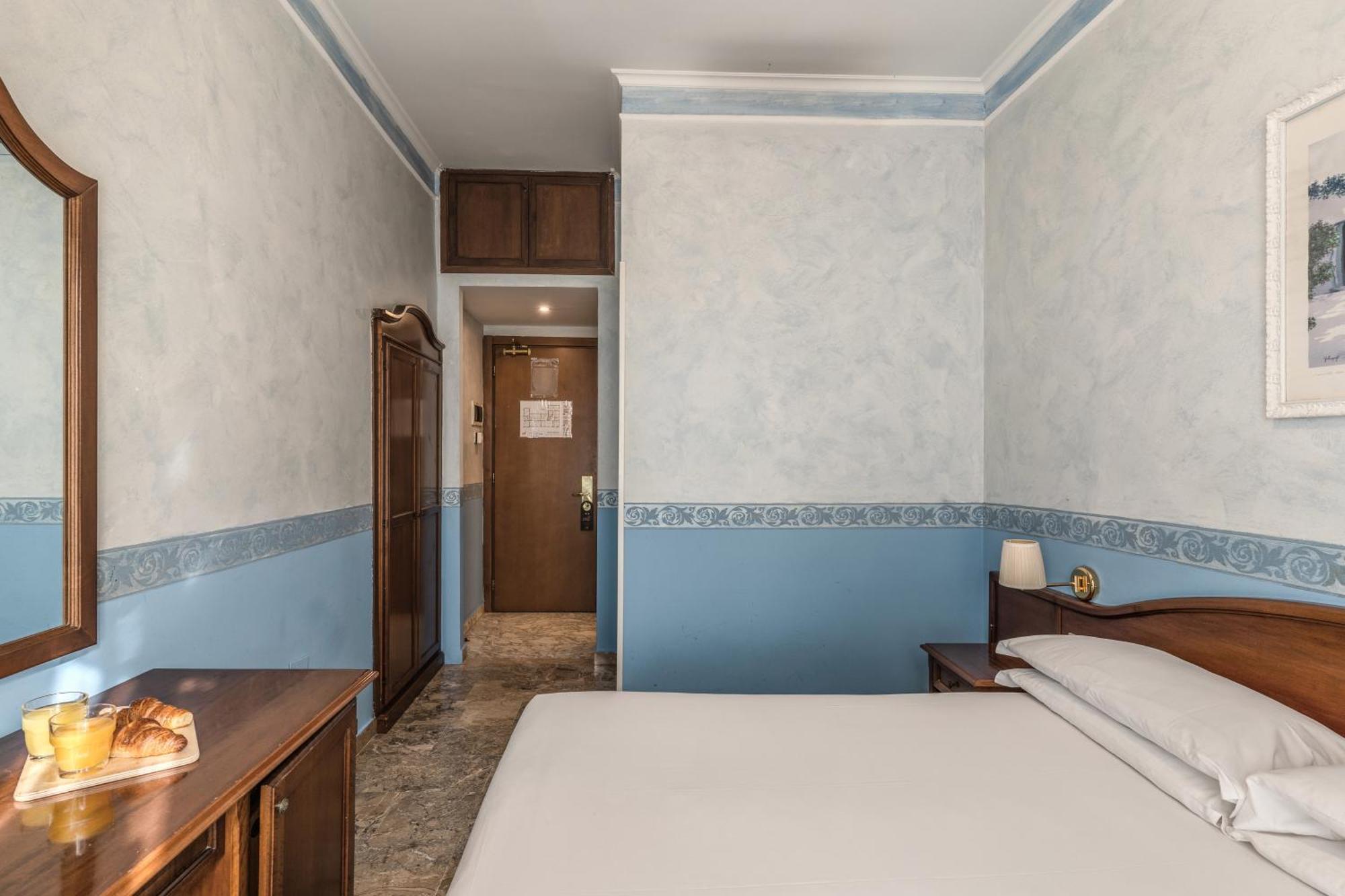 Hotel Orazia Róma Szoba fotó
